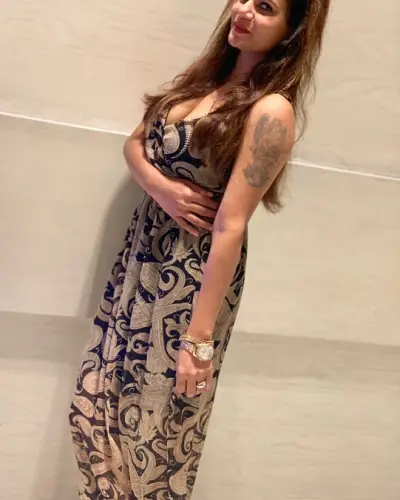 Satara Escort